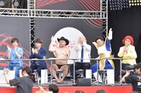 左から、大谷健太、寺田寛明、ハリウッドザコシショウ、ルシファー吉岡、R藤本、アイデンティティ田島。
