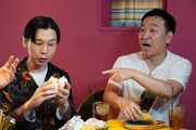 左からハライチ岩井、月亭八光。(c)関西テレビ