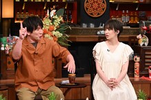 よゐこ濱口＆南明奈夫妻。(c)TBS
