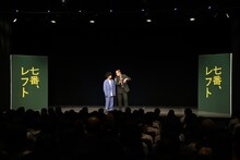 エバース単独ライブ「七番、レフト」の様子。