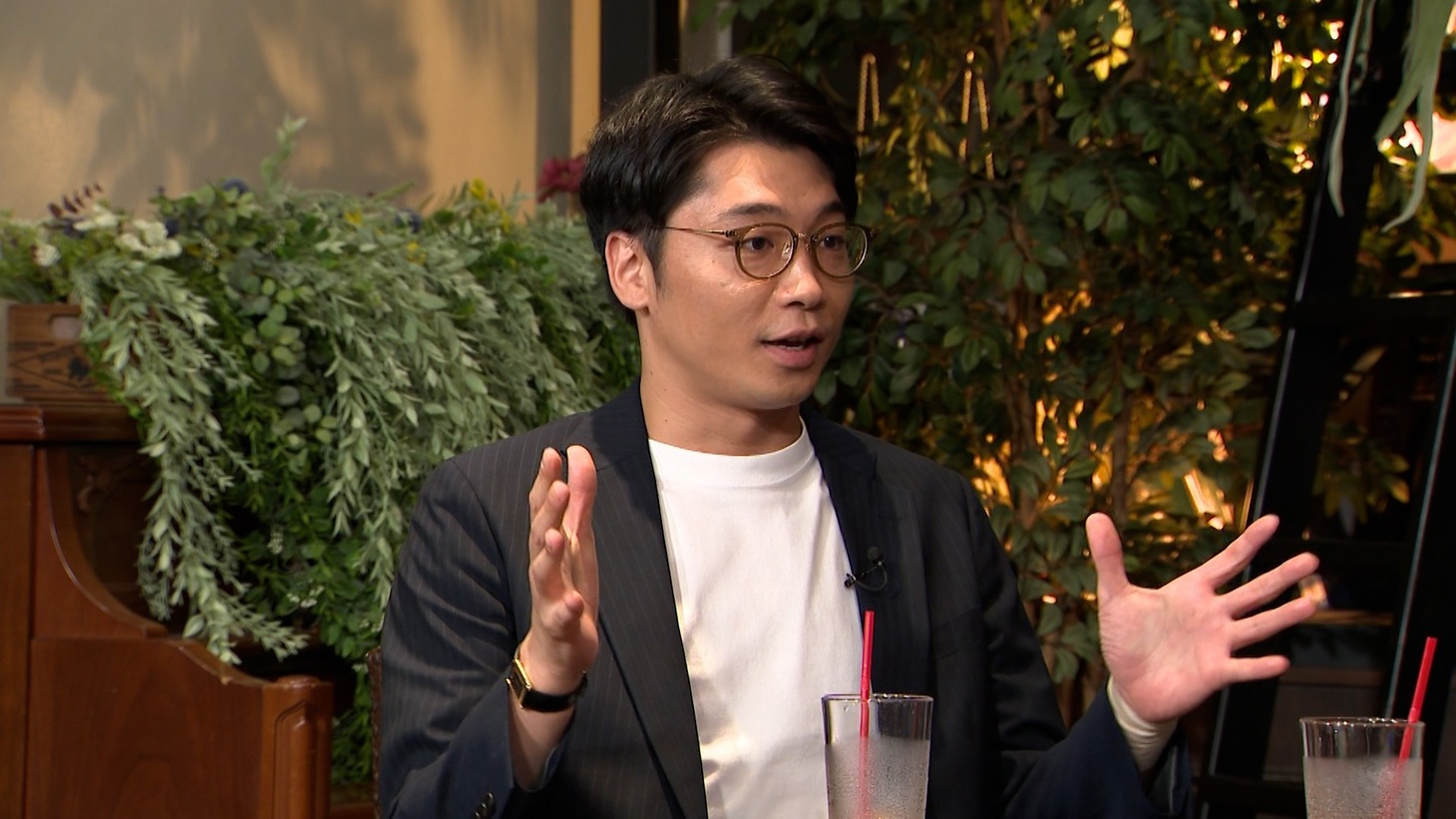 さや香・新山 (c)フジテレビ