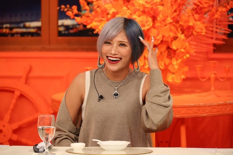 ぱーてぃーちゃん信子 (c)フジテレビ