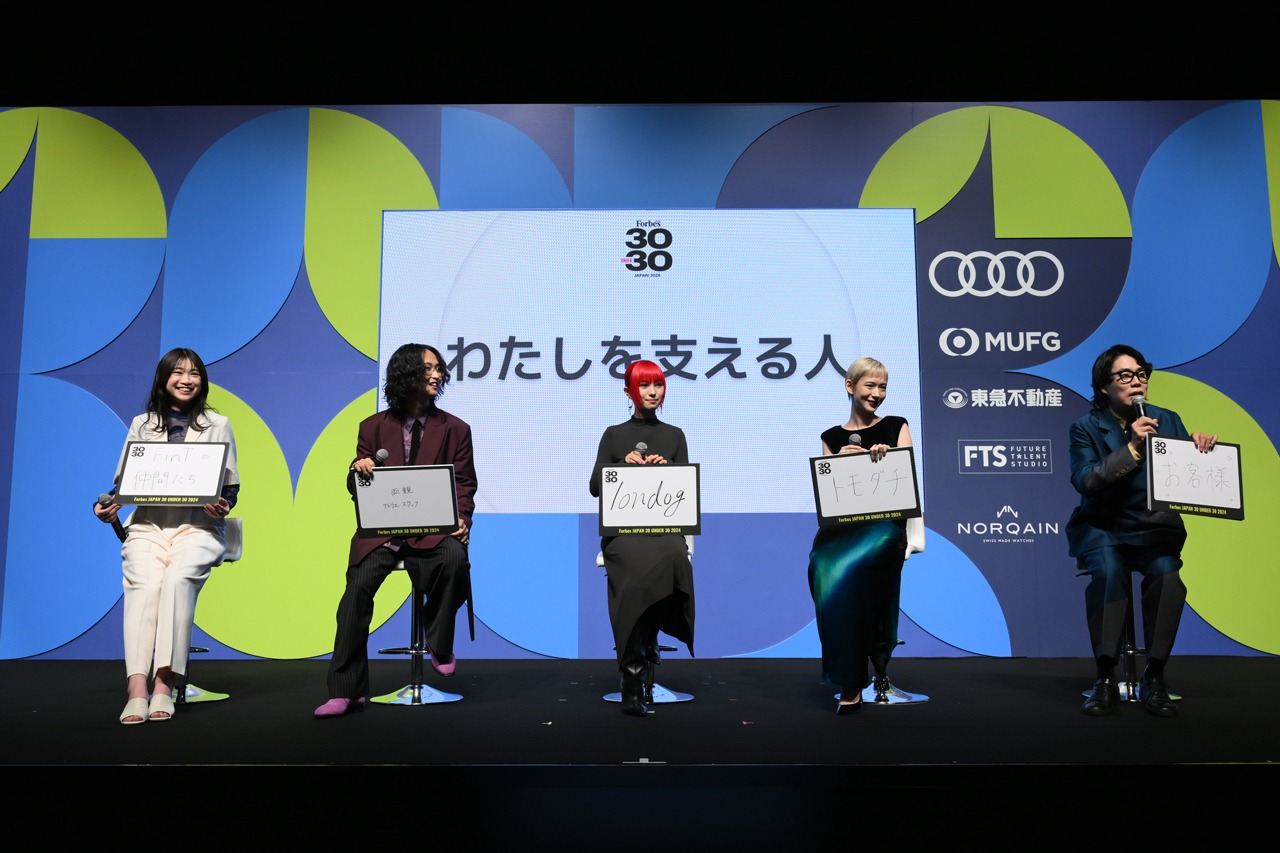 トークセッションの様子。
