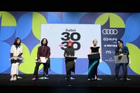 トークセッションの様子。