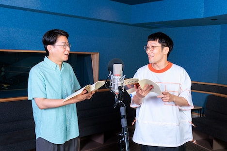 アフレコに挑戦する男性ブランコ。