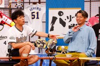 左からますだおかだ岡田、鳥谷敬。(c)関西テレビ