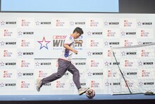 巧みなボールさばきを見せるパンサー尾形。