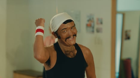 「レイク」の新CM「ジム」編より。