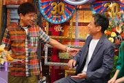 左からダウンタウン浜田、勝村政信。(c)読売テレビ