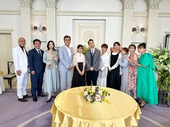 バナナマン設楽MC「アブない同窓会」モーニング娘。OG集結　錦鯉見守る