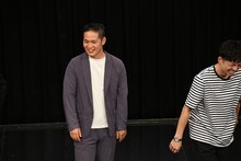 「エバース町田とまったく同じ髪型」というアイロンヘッド・ナポリ。