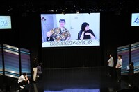 コンビ名候補を考案するVTRが上映される。