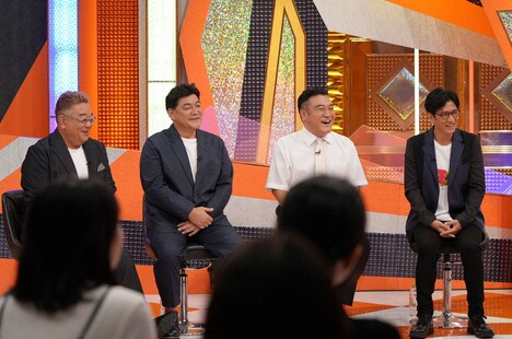 MC陣のサンドウィッチマンとアンタッチャブル。(c)テレビ朝日