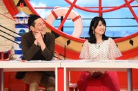 左から東野幸治、中島めぐみアナウンサー。(c)関西テレビ