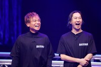 左からKIMI、TOMO。(c)関西テレビ