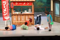 吉本新喜劇のワンシーン。（写真提供：吉本興業）