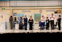 吉田裕座長の吉本新喜劇に参加した「極悪女王」のゆりやんレトリィバァら。