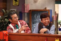 左から間寛平、村上ショージ。(c)関西テレビ