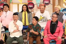 前列左から、ケンドーコバヤシ、ウエストランド井口、街裏ぴんく、後列左から、マヂカルラブリー村上、トム・ブラウン、真空ジェシカ・ガク。(c)フジテレビ