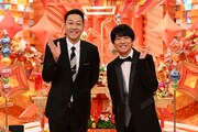 左から東野幸治、風間俊介。(c)関西テレビ