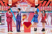 左から藤崎マーケット、野中美希、櫻井梨央。(c)読売テレビ