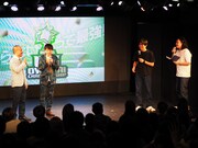 MCを務めた（左から）かもめんたる、かが屋。