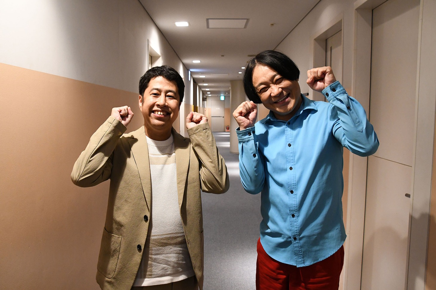 ウエストランド井口（左）、永野（右）。
