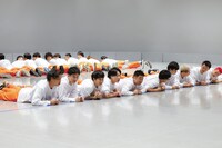 「マンゲキマインドマッチ ～若手芸人心理王決定戦～」のワンシーン。(c)関西テレビ