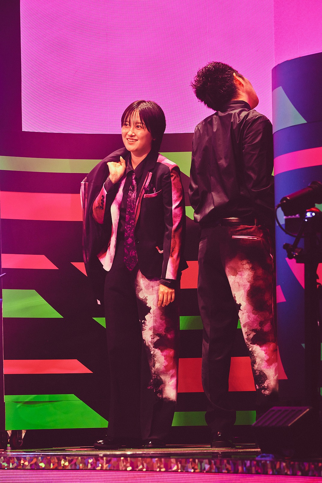 「THEゴールデンコンビ」に挑むラランド・サーヤとしずるKAƵMA。