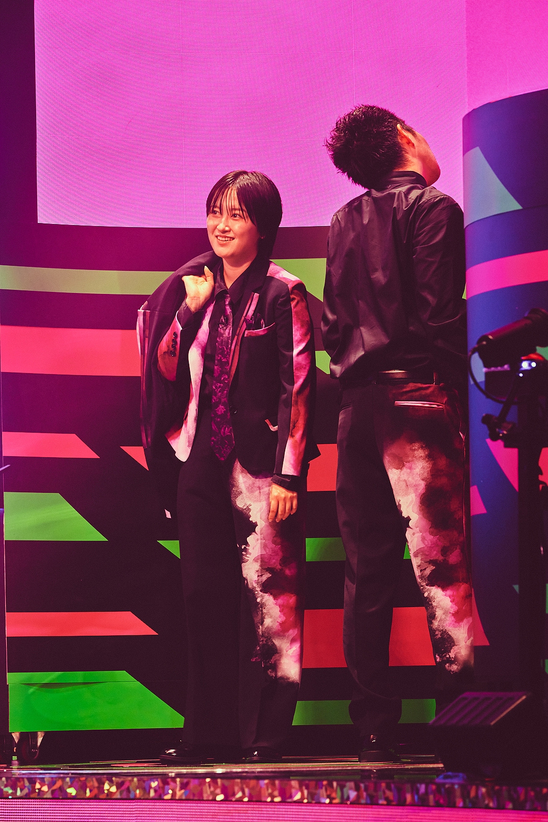 「THEゴールデンコンビ」に挑むラランド・サーヤとしずるKAƵMA。