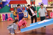 「火曜は全力！華大さんと千鳥くん」のワンシーン。(c)関西テレビ