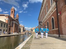 左から手越祐也、宮川大輔、内村光良。(c)日本テレビ