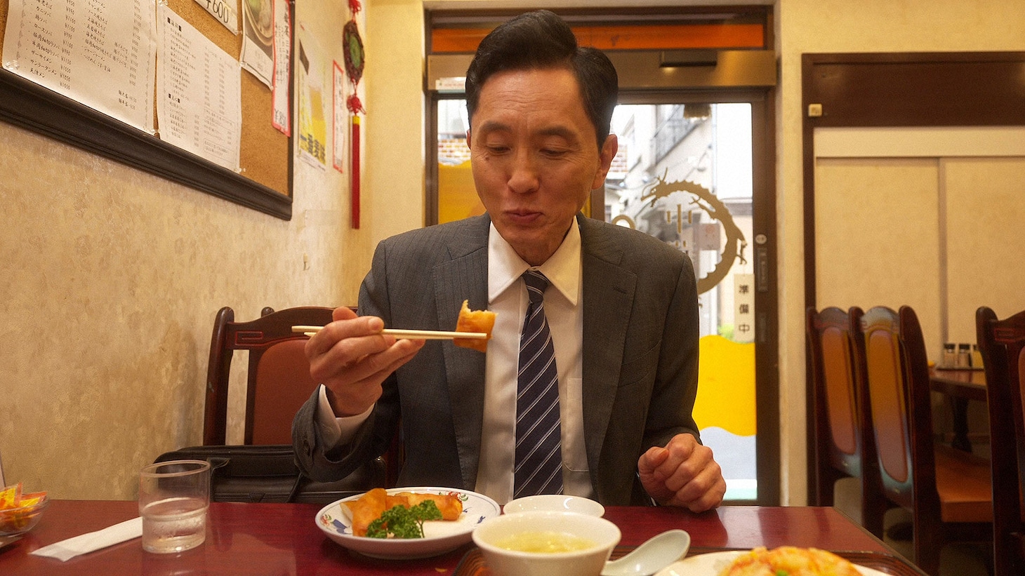 腹を満たす井之頭五郎。