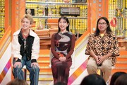左から宮近海斗、桜井日奈子、ロッチ中岡。(c)東海テレビ