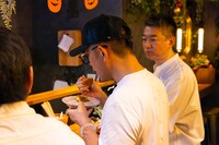 「大阪おっさんぽ」のワンシーン。(c)テレビ大阪