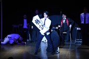 “池崎劇団”による演劇のワンシーン。