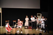 “池崎劇団”による演劇のワンシーン。