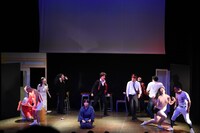 “池崎劇団”による演劇のワンシーン。