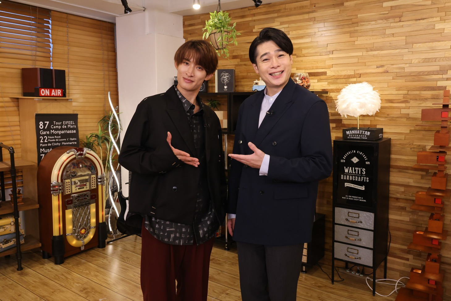 左から向井康二、平成ノブシコブシ吉村。(c)関西テレビ