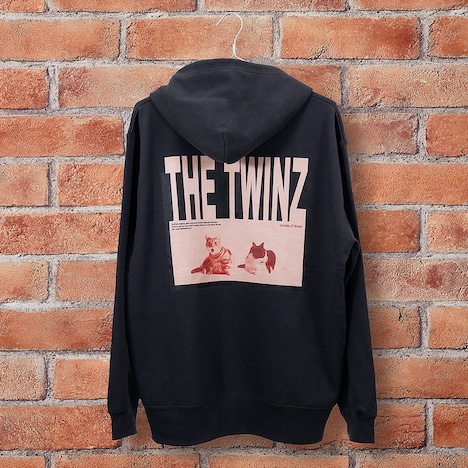 会長＆専務 × ZOZOTOWN ヘヴィーオンスフーディ（オリジナルステッカー1枚付き）