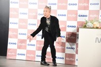 癒しのポーズでアピールするひょうろく。