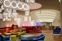 「W大阪」内のラウンジ「LIVING ROOM」