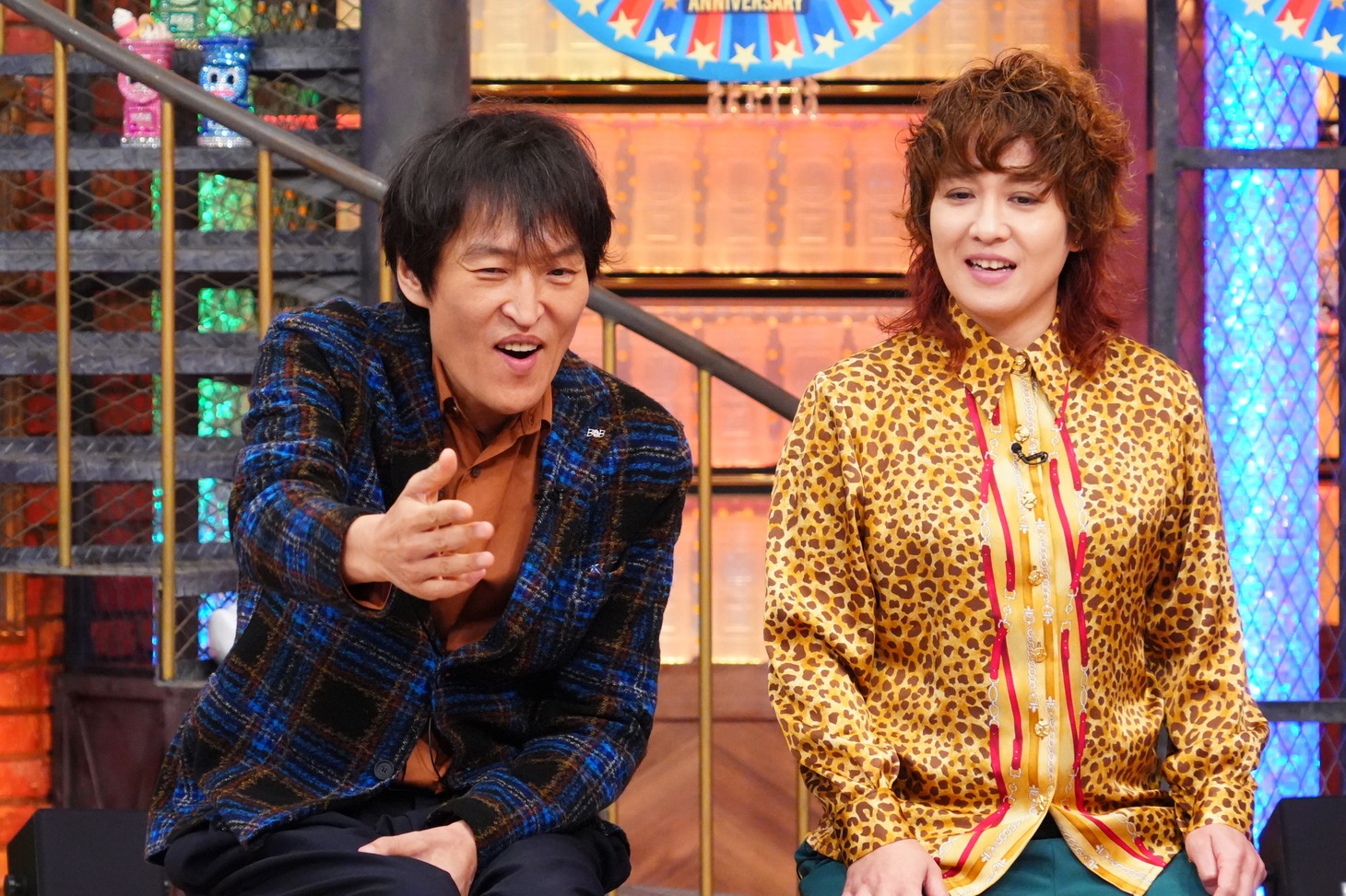 左から千原ジュニア、ナ酒渚。