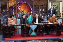 司会の（左から）千原ジュニア、今田耕司、東野幸治、千原せいじ、野性爆弾くっきー！