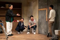 メトロンズの第7回公演「店出す」ゲネプロの様子 (c)ワタナベミカ