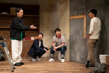 メトロンズの第7回公演「店出す」ゲネプロの様子 (c)ワタナベミカ