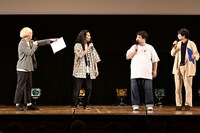 「マイナビ Laughter Night GRAND STAGE」オープニングでMCを務めた（左から）真空ジェシカと空気階段