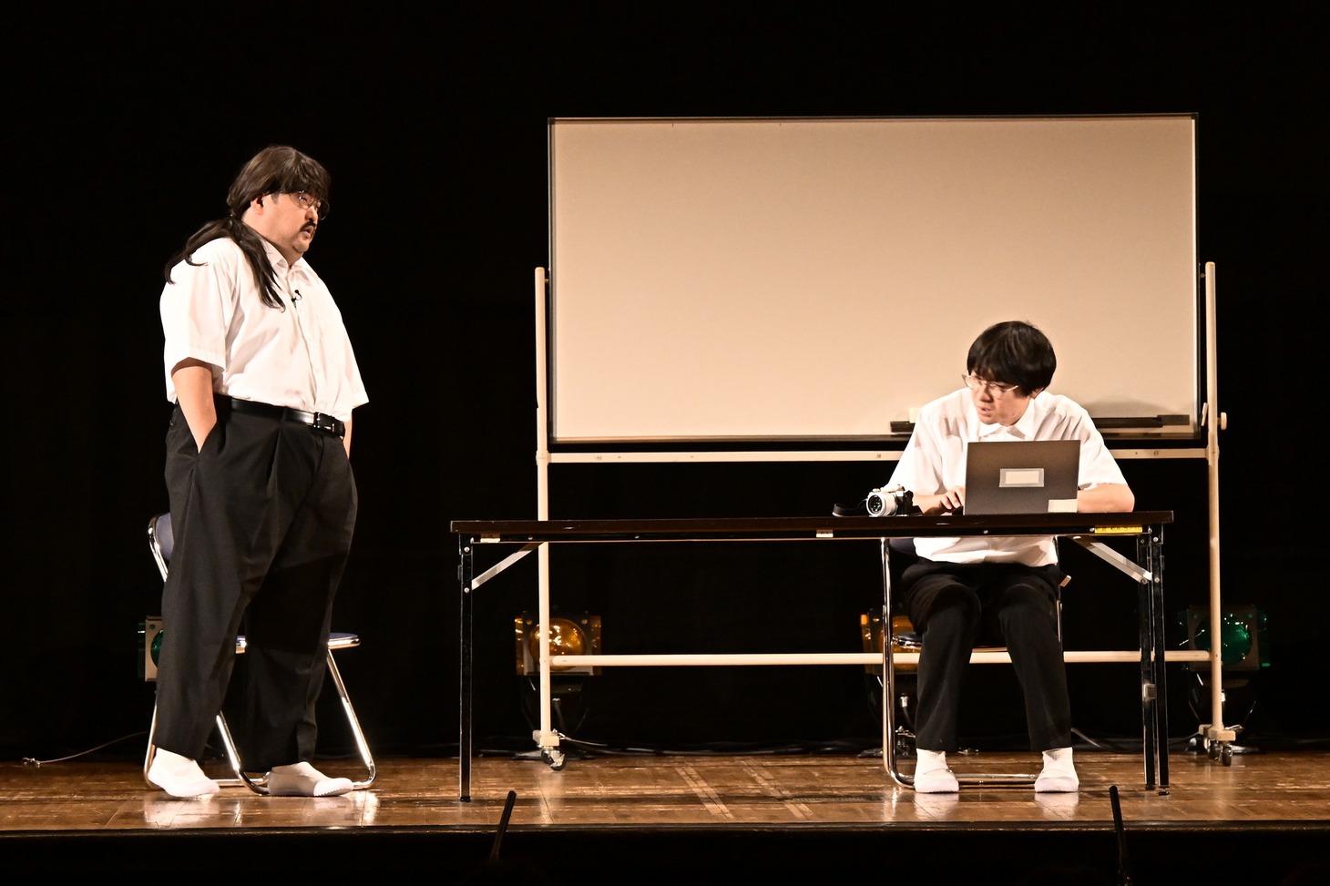 「マイナビ Laughter Night GRAND STAGE」でネタを披露する空気階段