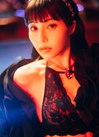 リンダカラー∞りなぴっぴ、初の写真集発売