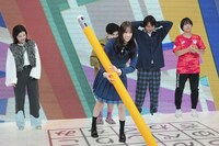 佐々木久美（日向坂46）が線を引く「センビキ」のワンシーン